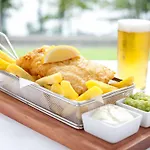 Hotel The Lakeside & Leisure Centre 4*