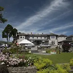 Hotel The Lakeside & Leisure Centre 4*