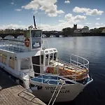 Hotel The Lakeside & Leisure Centre Killaloe