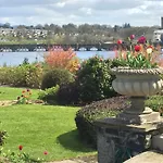 The Lakeside & Leisure Centre Hotel Killaloe