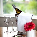 The Lakeside & Leisure Centre 4* Killaloe
