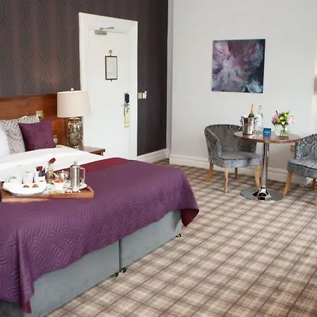 The Lakeside Hotel&leisure Centre 4* Killaloe