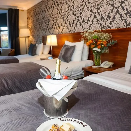 The Lakeside Hotel&leisure Centre