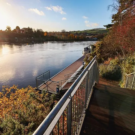 The Lakeside Hotel&leisure Centre Killaloe