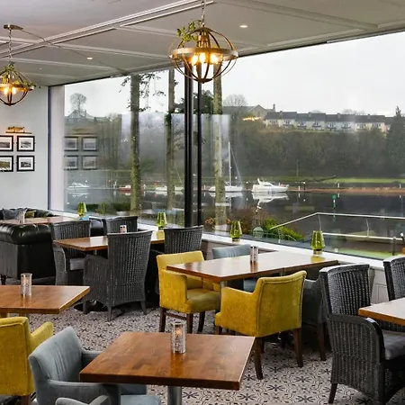 The Lakeside Hotel&leisure Centre Killaloe