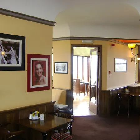 The Lakeside Hotel&leisure Centre Hotel 4*