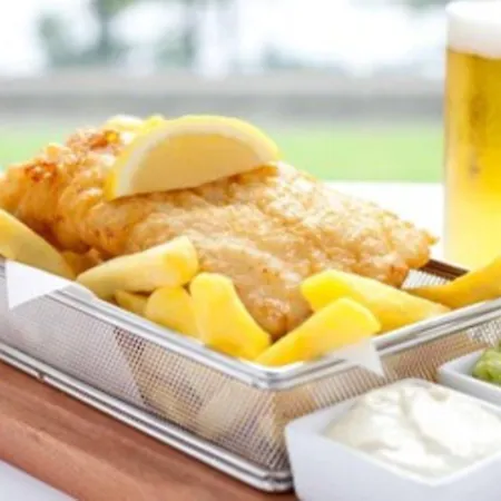 Szálloda The Lakeside & Leisure Centre Killaloe