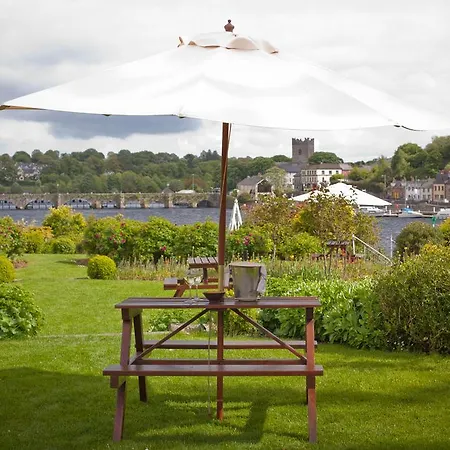 The Lakeside Hotel&leisure Centre Killaloe