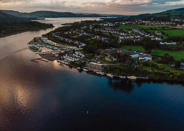 The Lakeside & Leisure Centre 4*