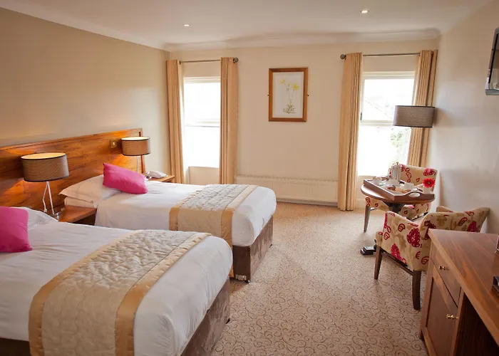 The Lakeside & Leisure Centre Hotel Killaloe