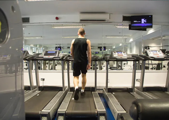 湖畔酒店及休闲中心 酒店