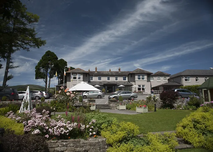 호텔 The Lakeside & Leisure Centre 4*