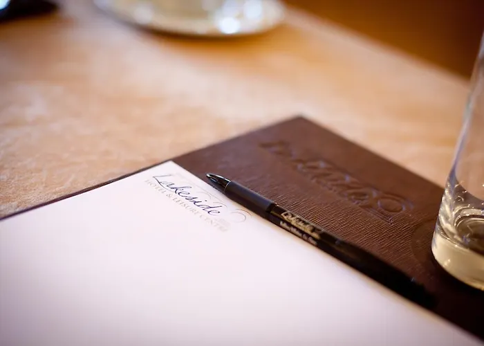 The Lakeside & Leisure Centre Hotel Killaloe